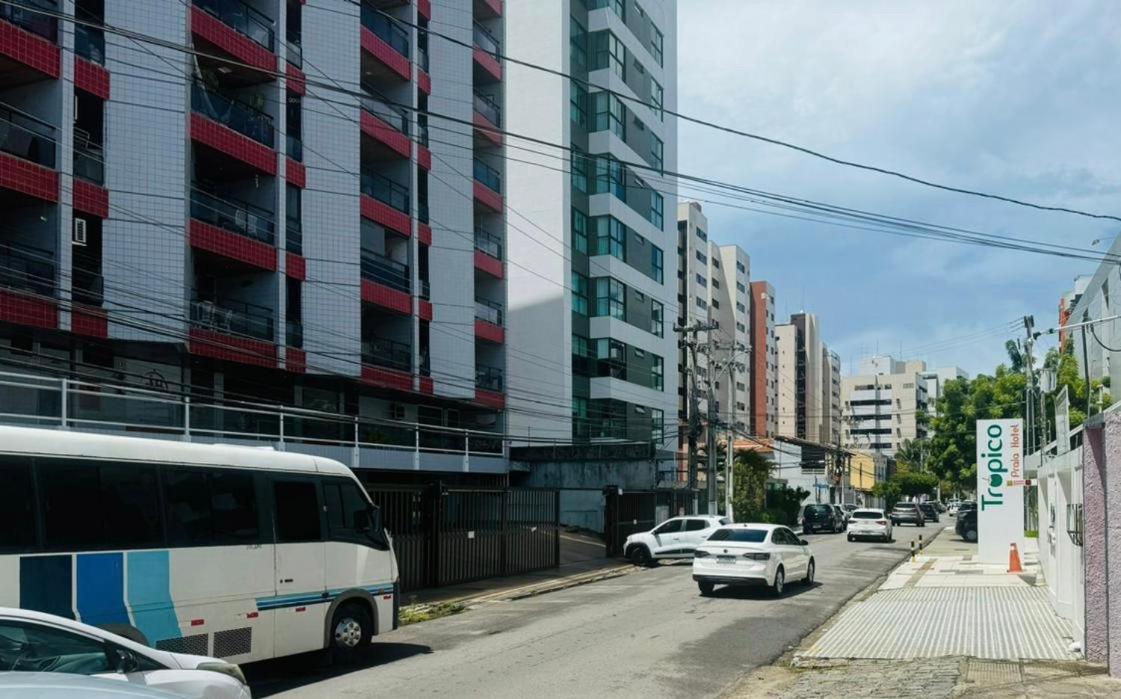 Apartamento De Ponta Em Frente Ao Tropico Com Manobrista - Apto 208